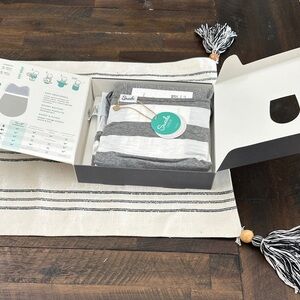 Swado Gray and White Striped swaddle Bag sz small